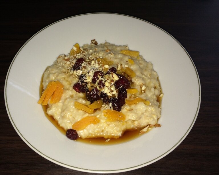 7 pomysłów na błyskawiczne śniadanie Owsianka