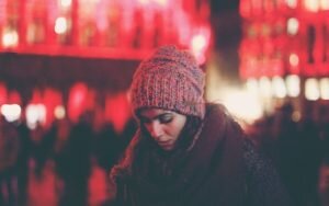 Krzywa Ebbinghausa Krzywa zapominania Inteligentne powtórki efektywne Zorganizowani