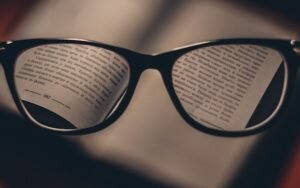 Jak wybrać temat pracy dyplomowej którą z przyjemnością napiszesz