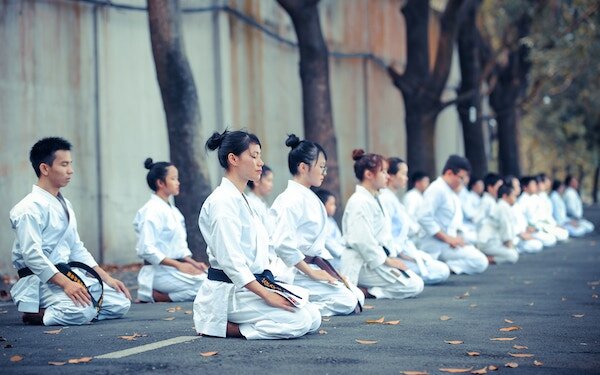 Jak być bardziej zdyscyplinowanym i osiągnąć swoje cele pozytywna dyscyplina
